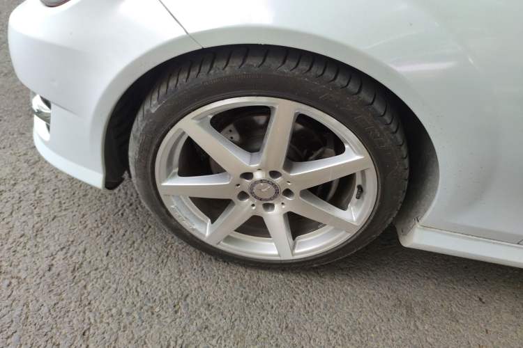 Used Mercedes-Benz C-Class 2013 C 180 Coupe Exterior 4