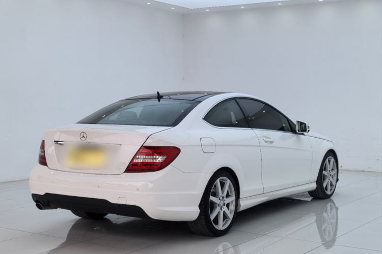 Used Mercedes-Benz C-Class 2013 C 180 Coupe Exterior 6