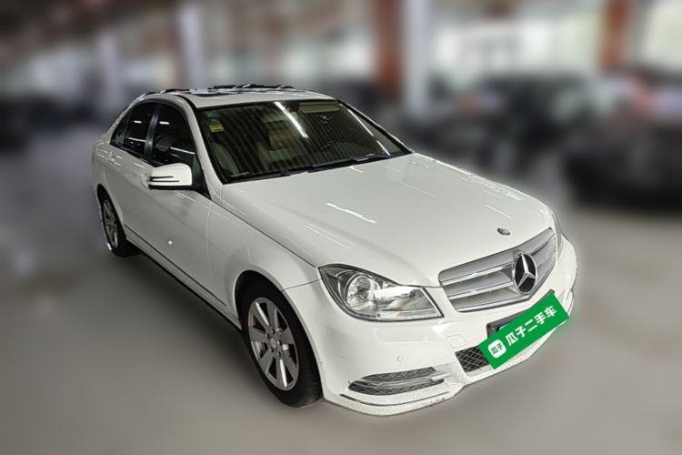 Used Mercedes-Benz C-Class 2013 C 180 CGI Classic Front Right 45 Deg