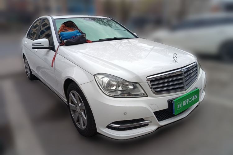 Used Mercedes-Benz C-Class 2013 C 180 CGI Classic Front Right 45 Deg