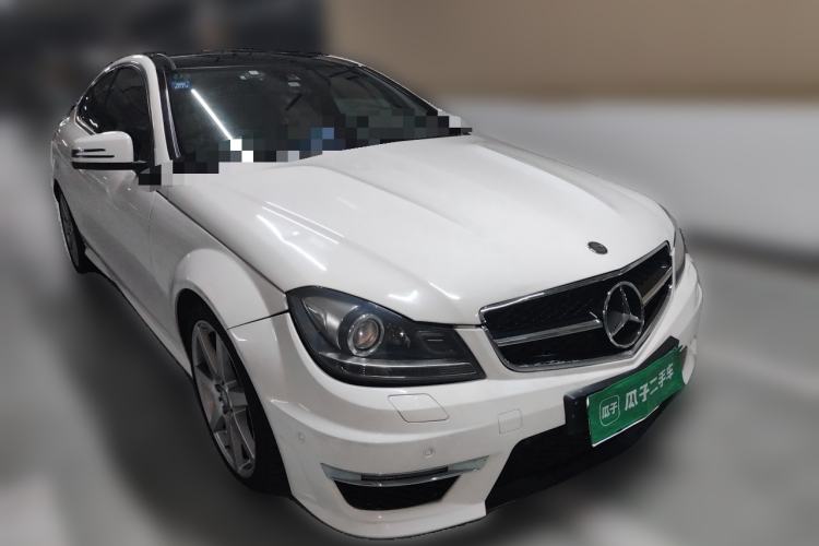Used Mercedes-Benz C-Class 2013 C 180 Coupe Front Right 45 Deg