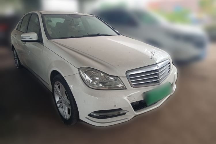 Used Mercedes-Benz C-Class 2013 C 260 CGI Elegant Model Front Right 45 Deg