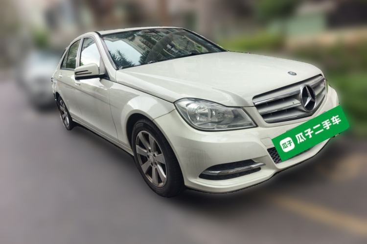 Used Mercedes-Benz C-Class 2013 C 180 CGI Classic Front Right 45 Deg