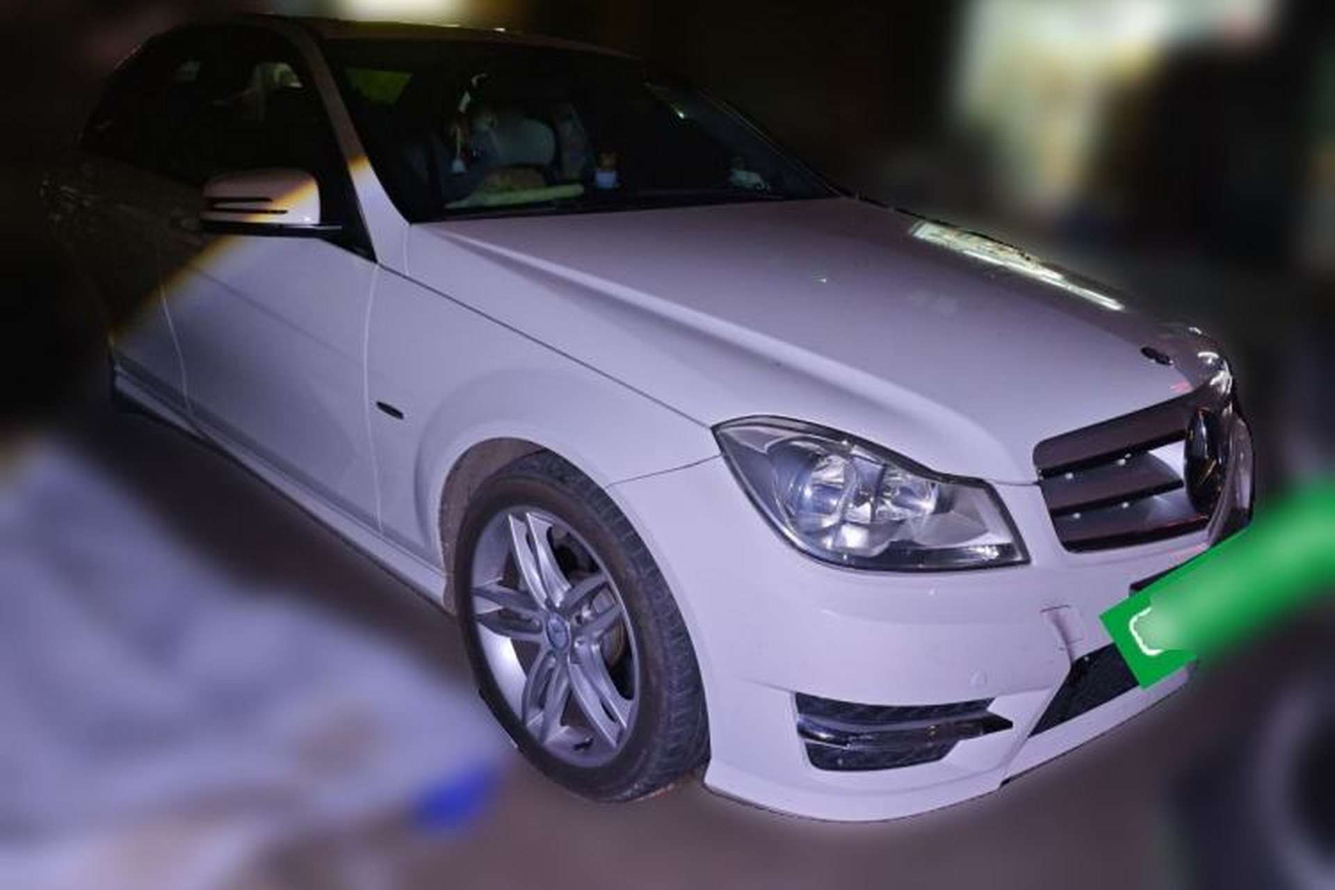 Used Mercedes-Benz C-Class 2013 C 180 Classic Grand Edition Front Right 45 Deg