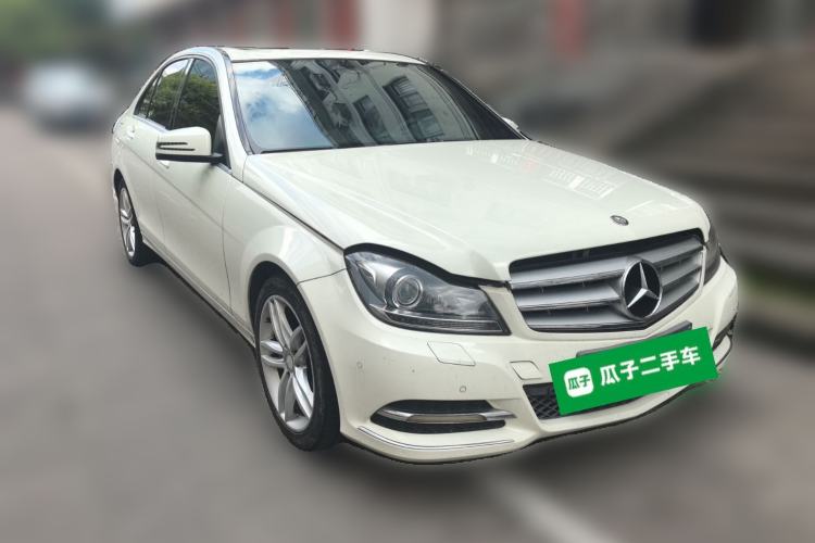 Used Mercedes-Benz C-Class 2013 C 260 CGI Fashion Model Front Right 45 Deg