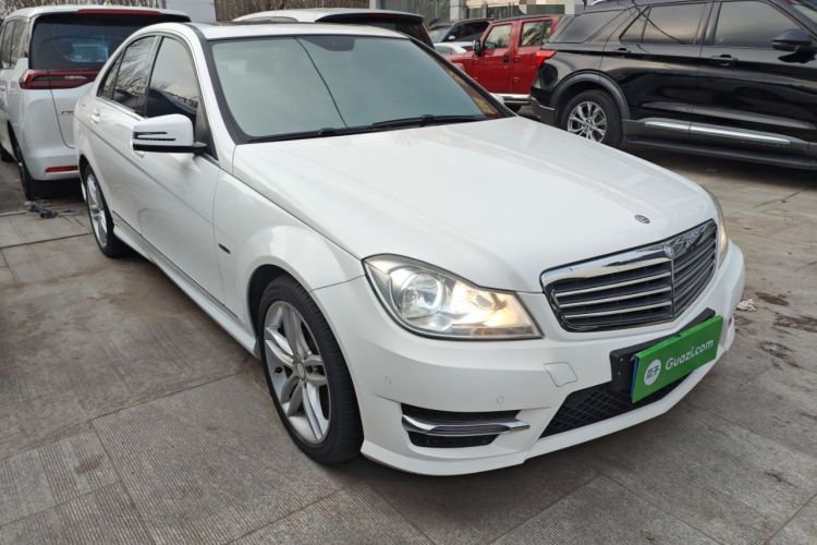 Used Mercedes-Benz C-Class 2013 C 260 Elegant Grand Edition Front Right 45 Deg