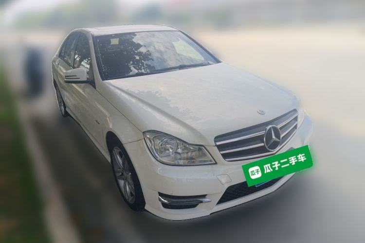 Used Mercedes-Benz C-Class 2013 C 180 Classic Grand Edition Front Right 45 Deg