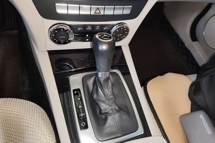 Used Mercedes-Benz C-Class 2013 C 180 CGI Classic Gear Lever