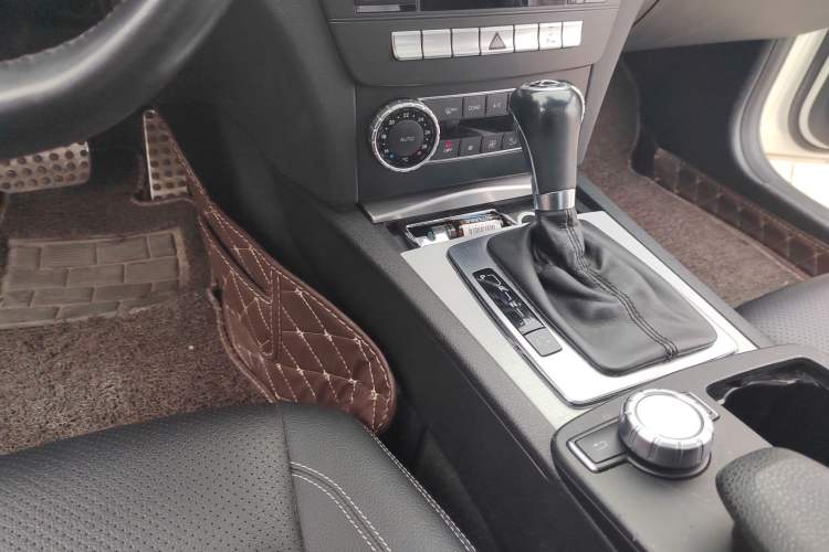 Used Mercedes-Benz C-Class 2013 C 180 Coupe Gear Lever