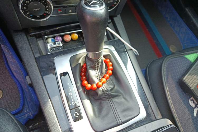 Used Mercedes-Benz C-Class 2013 C 180 CGI Classic Gear Lever
