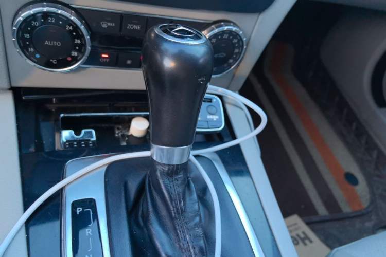 Used Mercedes-Benz C-Class 2013 C 180 CGI Classic Gear Lever