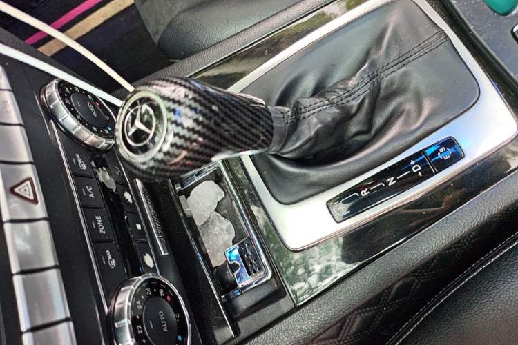 Used Mercedes-Benz C-Class 2013 C 260 CGI Fashion Model Gear Lever