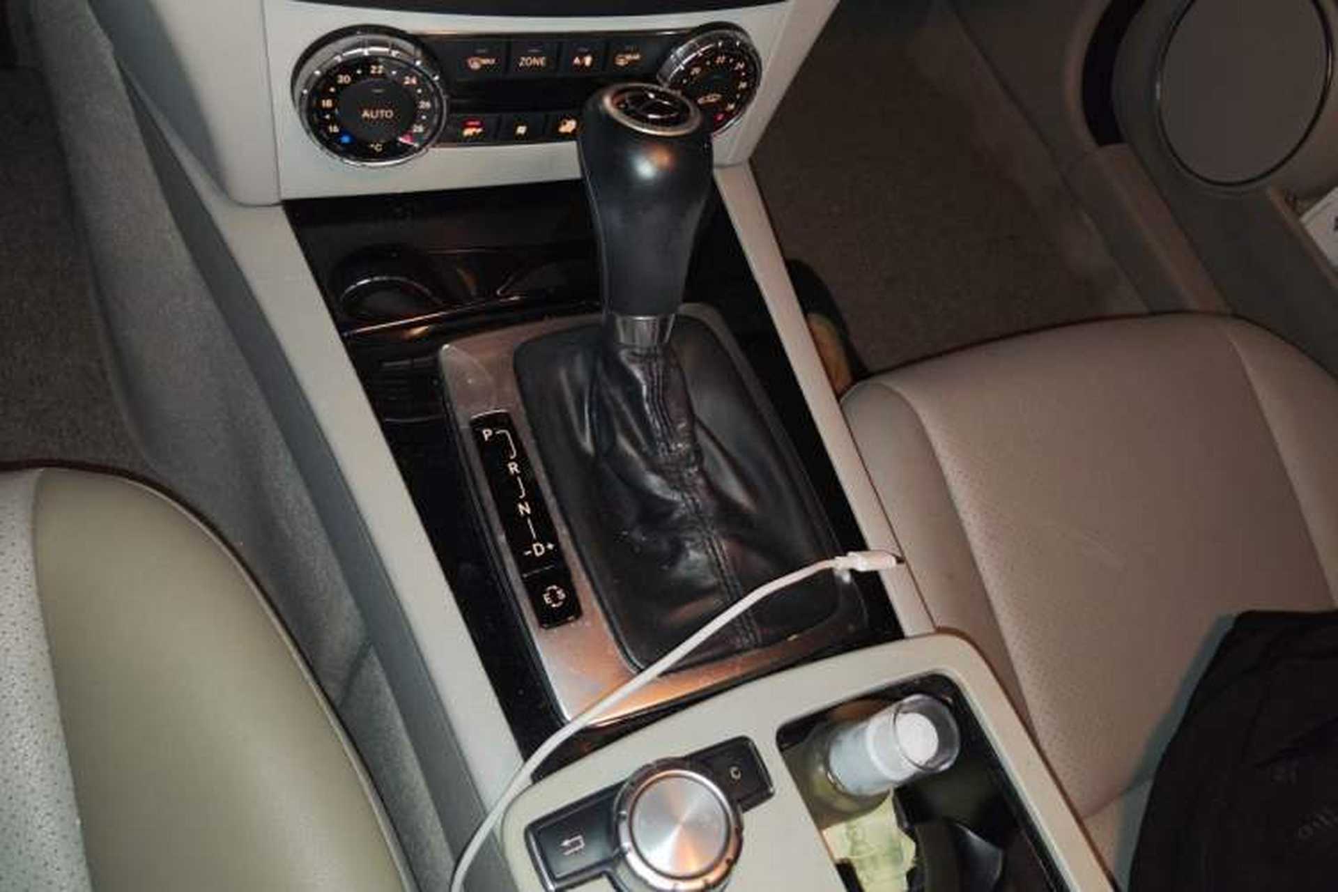 Used Mercedes-Benz C-Class 2013 C 180 CGI Classic Gear Lever