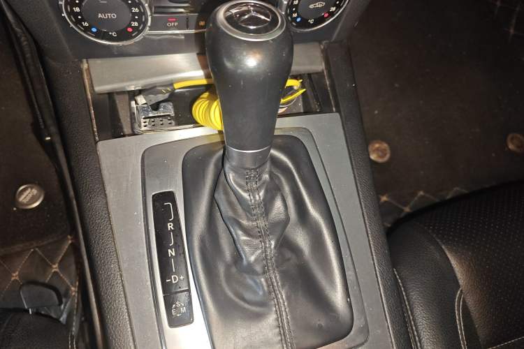 Used Mercedes-Benz C-Class 2013 C 180 Coupe Gear Lever
