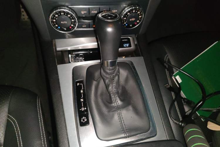Used Mercedes-Benz C-Class 2013 C 180 Coupe Gear Lever