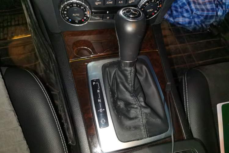 Used Mercedes-Benz C-Class 2013 C 260 CGI Elegant Model Gear Lever