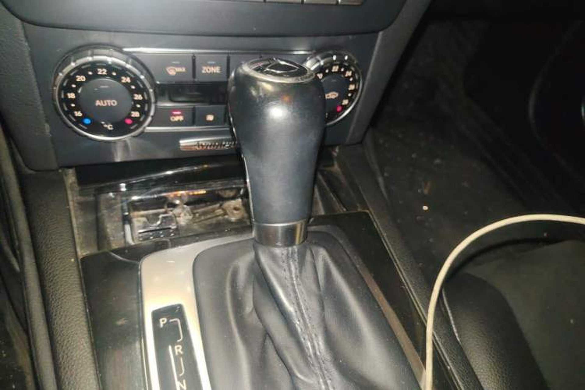 Used Mercedes-Benz C-Class 2013 C 260 Fashion Edition Grand Edition Gear Lever