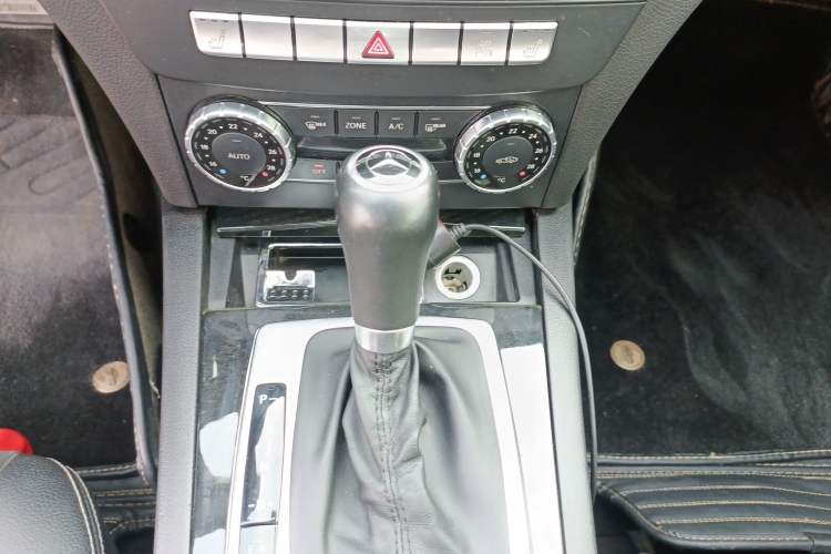 Used Mercedes-Benz C-Class 2013 C 260 Fashion Edition Grand Edition Gear Lever