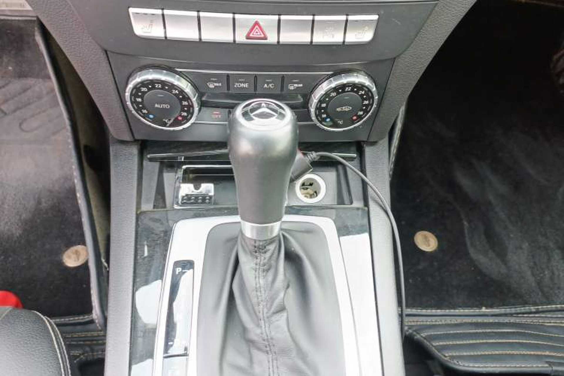 Used Mercedes-Benz C-Class 2013 C 260 Fashion Edition Grand Edition Gear Lever