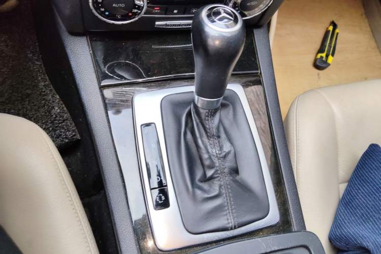 Used Mercedes-Benz C-Class 2013 C 260 CGI Fashion Model Gear Lever