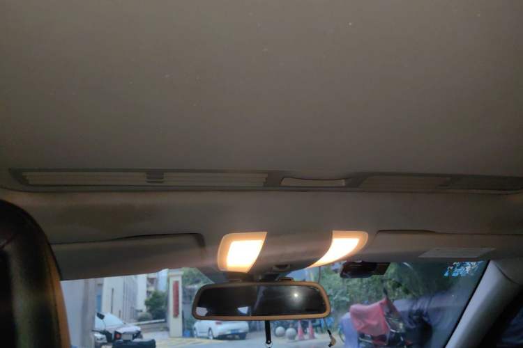 Used Mercedes-Benz C-Class 2013 C 180 Classic Grand Edition Headliner