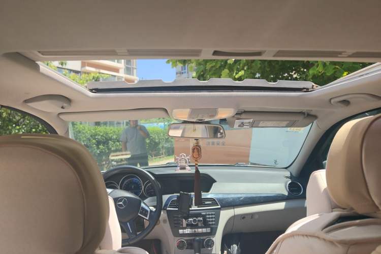 Used Mercedes-Benz C-Class 2013 C 180 CGI Classic Headliner