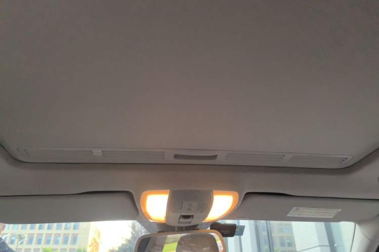 Used Mercedes-Benz C-Class 2013 C 180 Classic Grand Edition Headliner