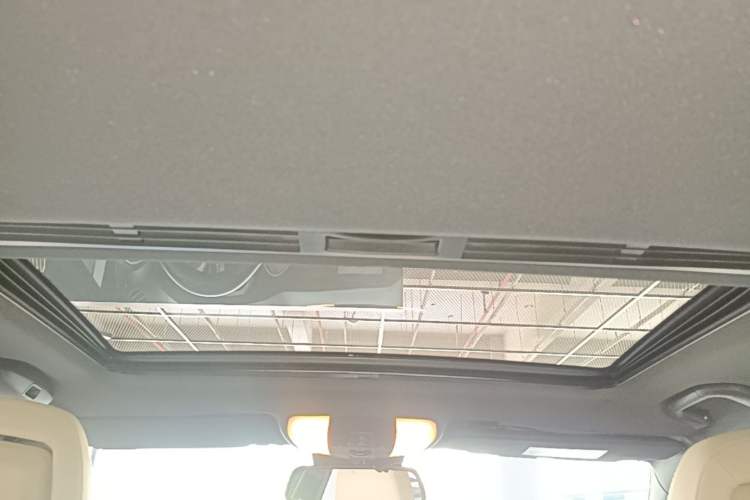 Used Mercedes-Benz C-Class 2013 C 260 Fashion Edition Grand Edition Headliner