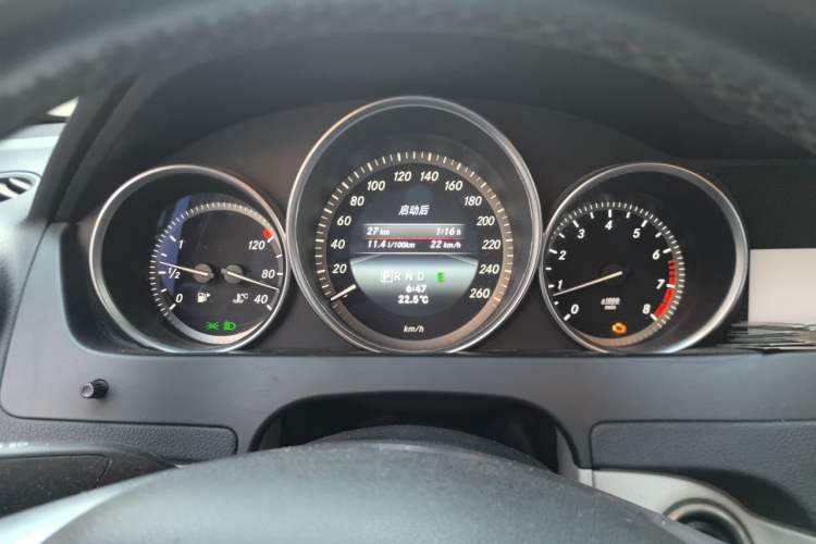 Used Mercedes-Benz C-Class 2013 C 180 Classic Grand Edition Instrument Cluster