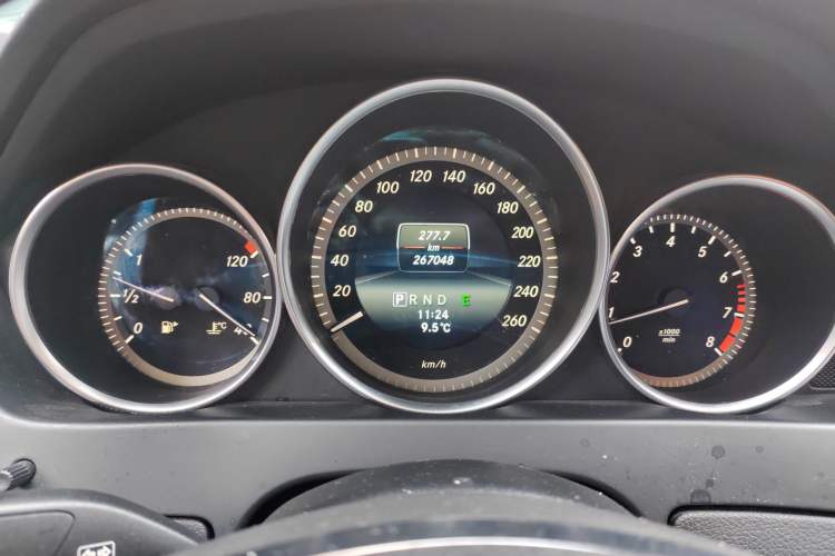 Used Mercedes-Benz C-Class 2013 C 180 Classic Grand Edition Instrument Cluster