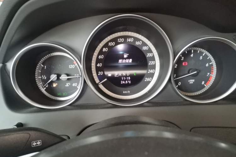 Used Mercedes-Benz C-Class 2013 C 180 Classic Grand Edition Instrument Cluster