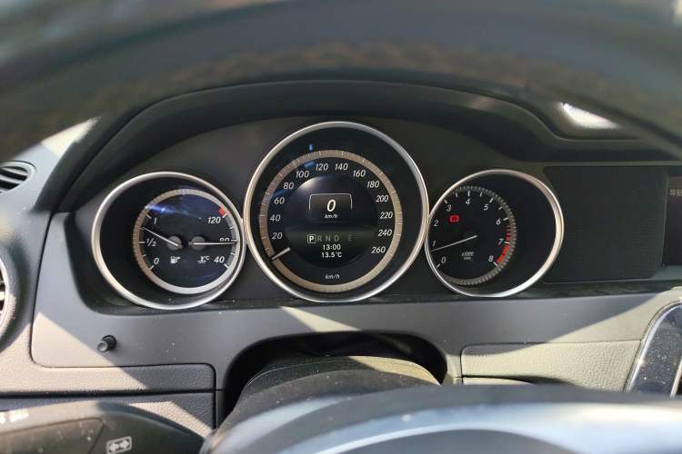 Used Mercedes-Benz C-Class 2013 C 180 Classic Grand Edition Instrument Cluster