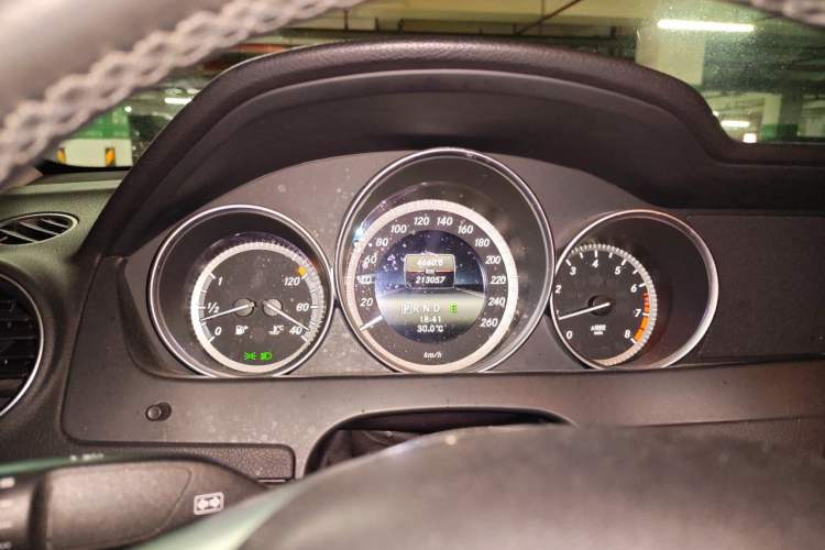 Used Mercedes-Benz C-Class 2013 C 180 Classic Grand Edition Instrument Cluster