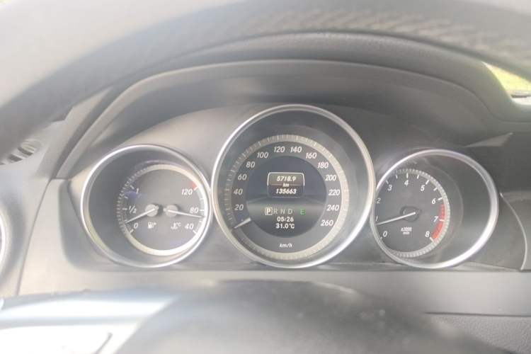 Used Mercedes-Benz C-Class 2013 C 180 Classic Grand Edition Instrument Cluster