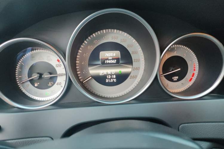 Used Mercedes-Benz C-Class 2013 C 260 CGI Fashion Model Instrument Cluster