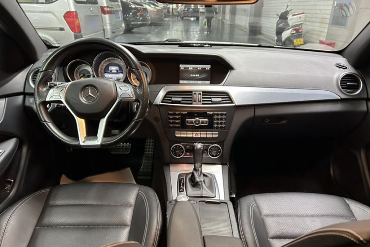 Used Mercedes-Benz C-Class 2013 C 180 Coupe Interior 2