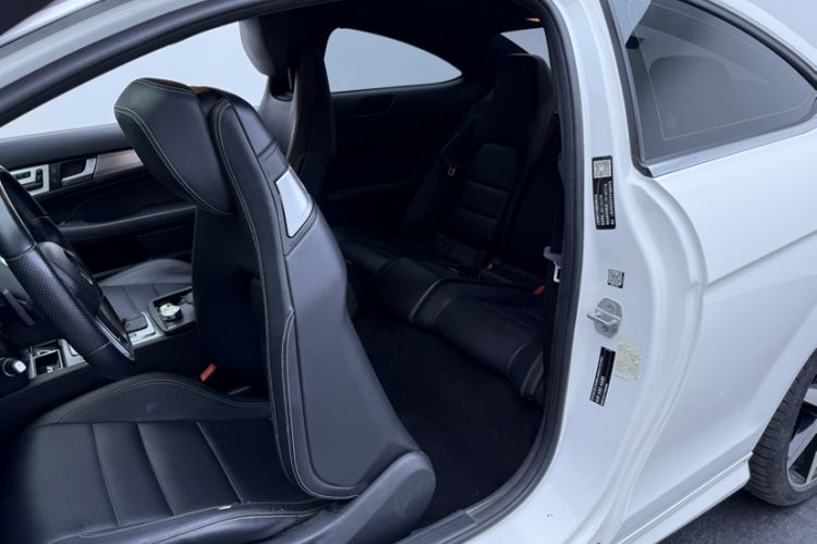 Used Mercedes-Benz C-Class 2013 C 180 Coupe Interior 6