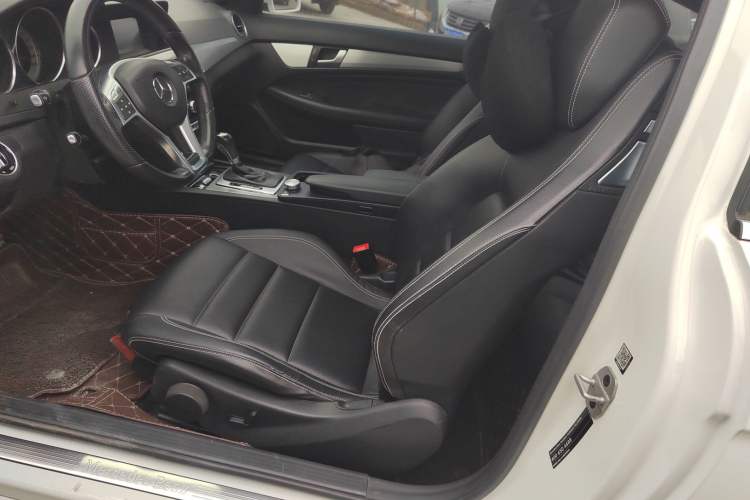 Used Mercedes-Benz C-Class 2013 C 180 Coupe Left Front Seat