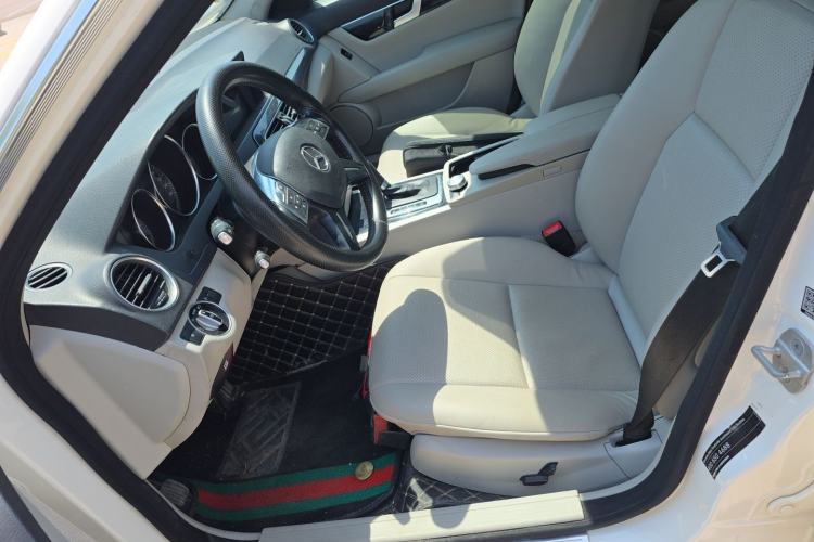 Used Mercedes-Benz C-Class 2013 C 180 Classic Grand Edition Left Front Seat