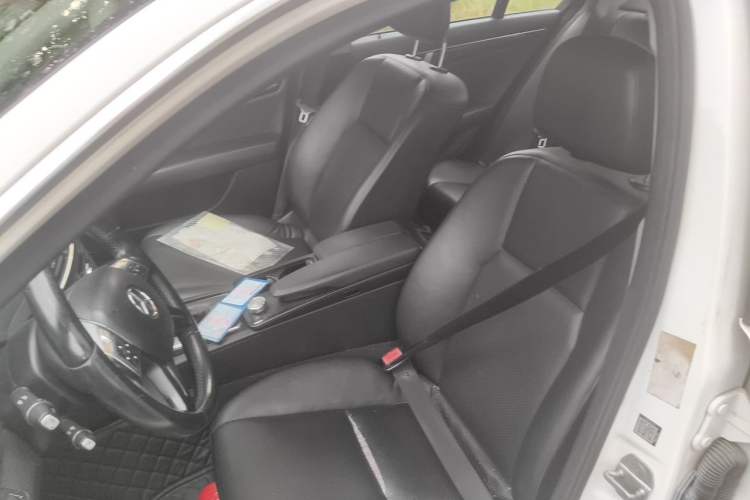 Used Mercedes-Benz C-Class 2013 C 180 Classic Grand Edition Left Front Seat