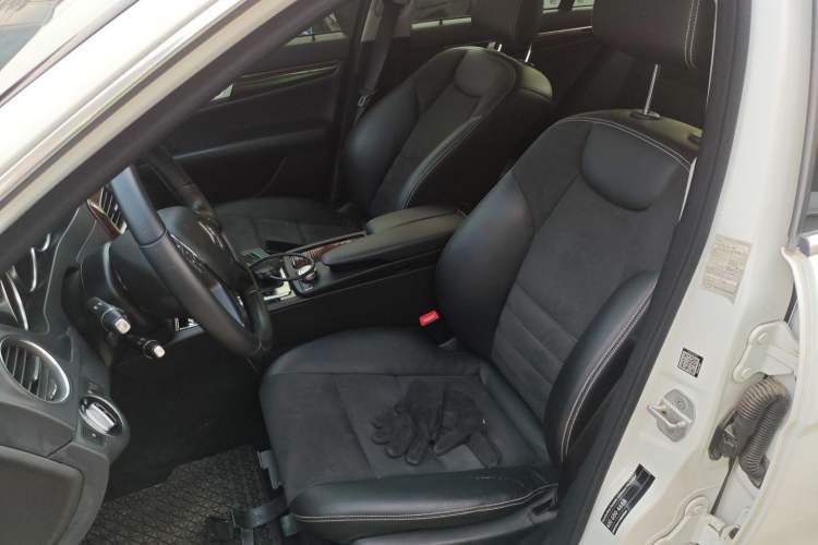 Used Mercedes-Benz C-Class 2013 C 260 Elegant Grand Edition Left Front Seat