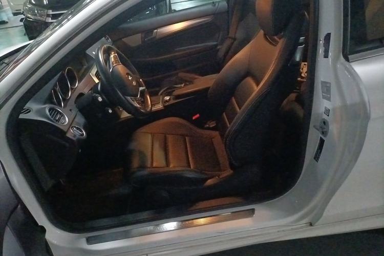 Used Mercedes-Benz C-Class 2013 C 180 Coupe Left Front Seat