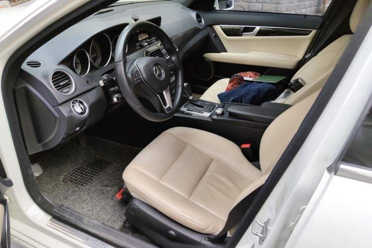 Used Mercedes-Benz C-Class 2013 C 260 CGI Fashion Model Left Front Seat