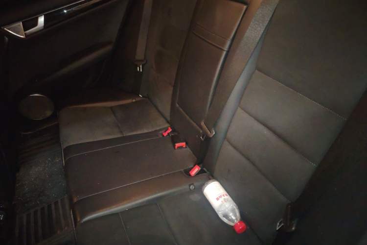 Used Mercedes-Benz C-Class 2013 C 260 Fashion Edition Grand Edition Left Rear Seat