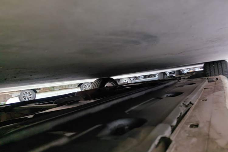 Used Mercedes-Benz C-Class 2013 C 180 Coupe Left Side Sill