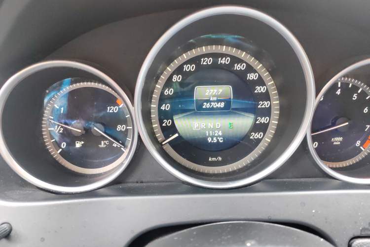 Used Mercedes-Benz C-Class 2013 C 180 Classic Grand Edition Odometer Close Up