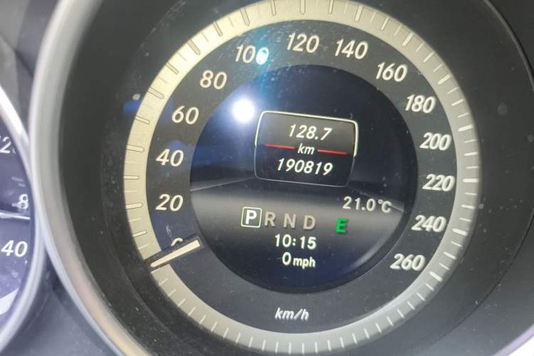 Used Mercedes-Benz C-Class 2013 C 180 Classic Grand Edition Odometer Close Up