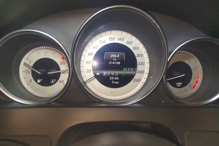 Used Mercedes-Benz C-Class 2013 C 260 CGI Fashion Model Odometer Close Up