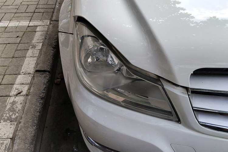 Used Mercedes-Benz C-Class 2013 C 180 CGI Classic Right Front Headlight