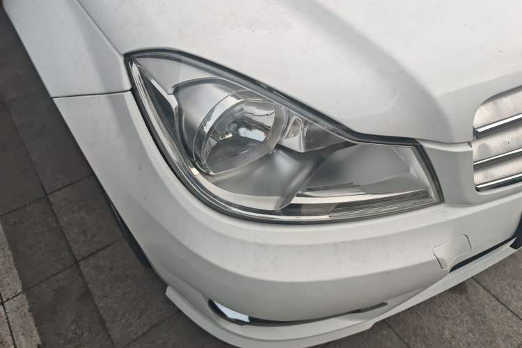 Used Mercedes-Benz C-Class 2013 C 180 Classic Grand Edition Right Front Headlight